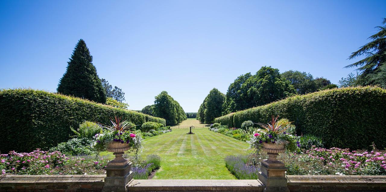 Goldsborough Hall ナレスボロ エクステリア 写真