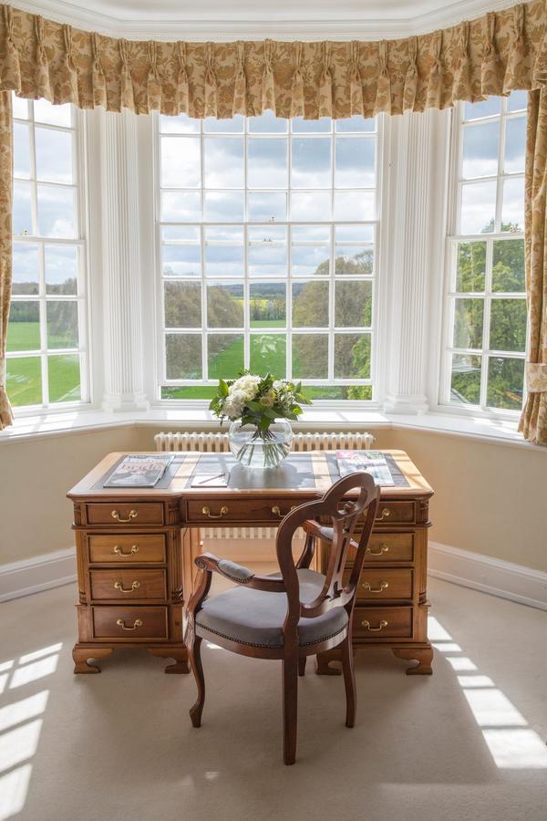 Goldsborough Hall ナレスボロ エクステリア 写真