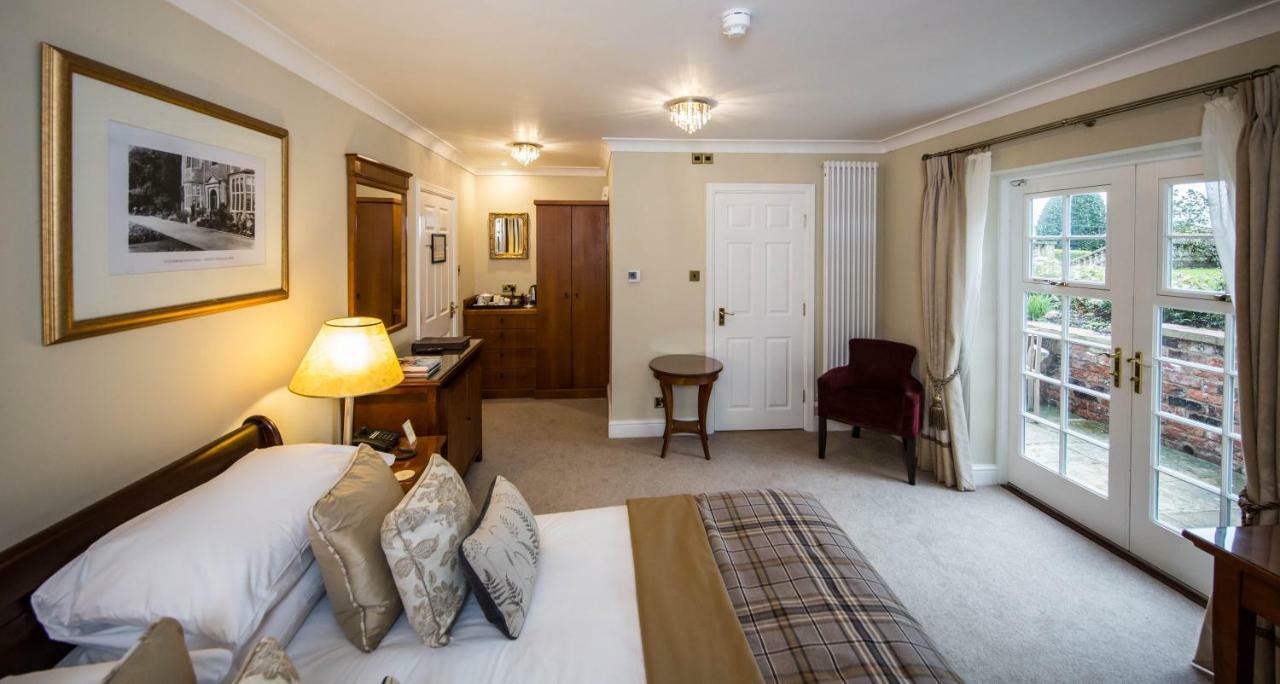 Goldsborough Hall ナレスボロ エクステリア 写真